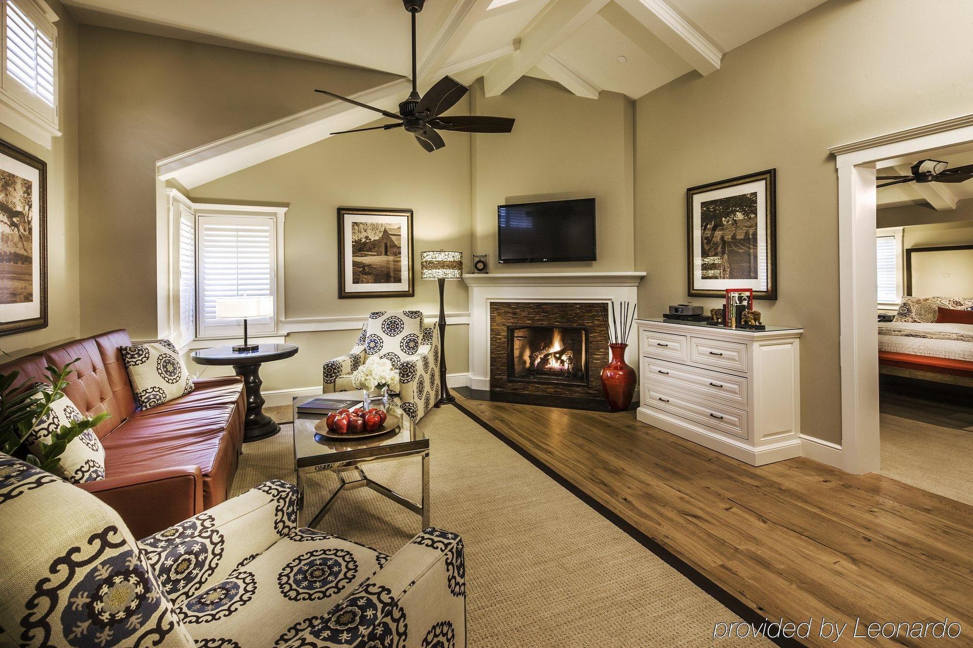 לוס אוליבוס Fess Parker Wine Country Inn מראה חיצוני תמונה