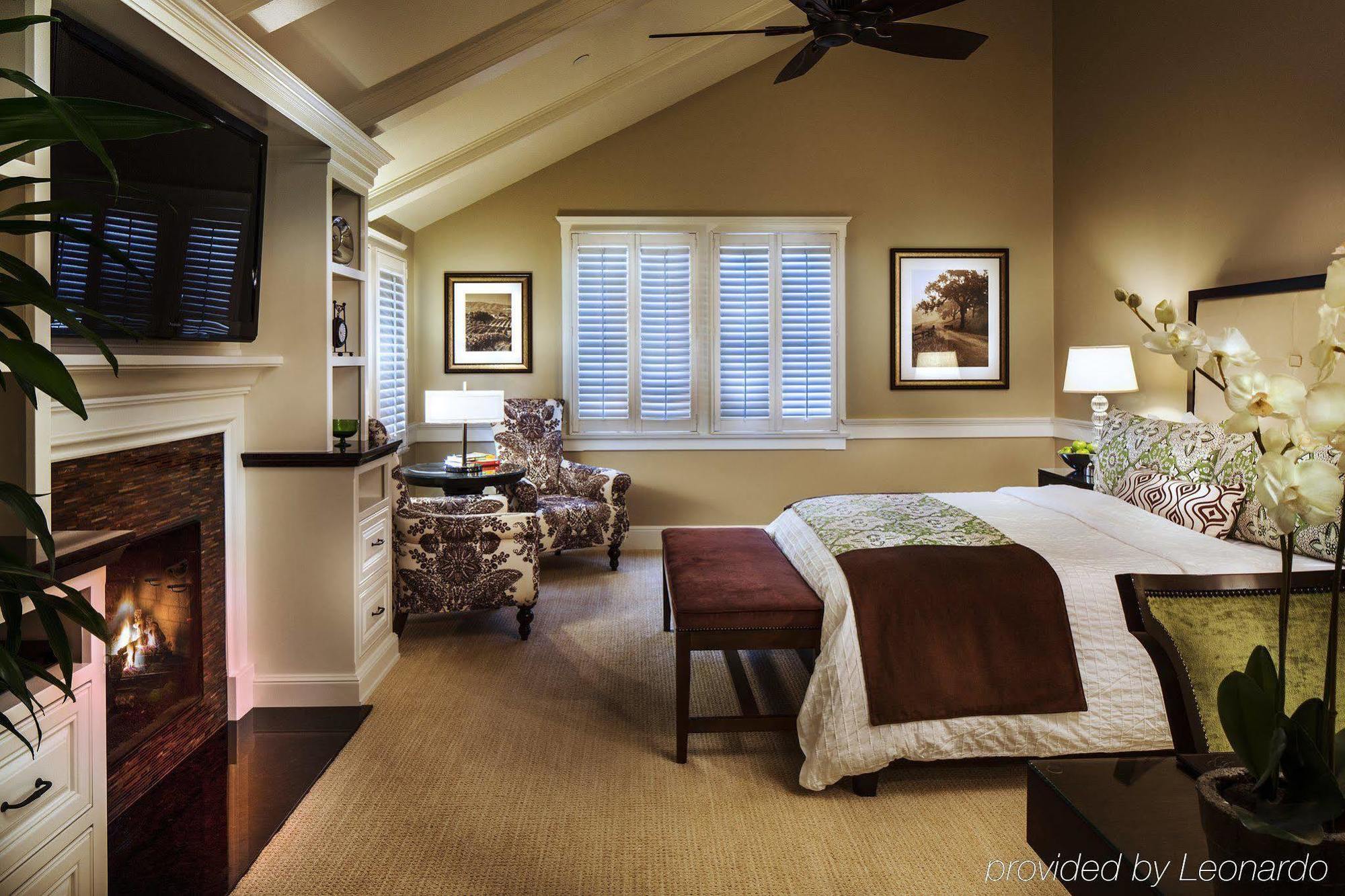 לוס אוליבוס Fess Parker Wine Country Inn מראה חיצוני תמונה